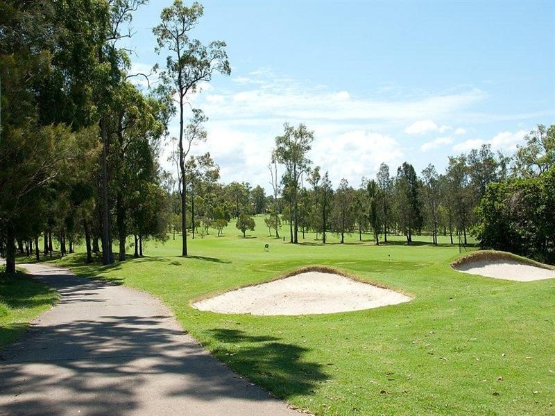 25 Pearson Close, Arundel QLD 4214