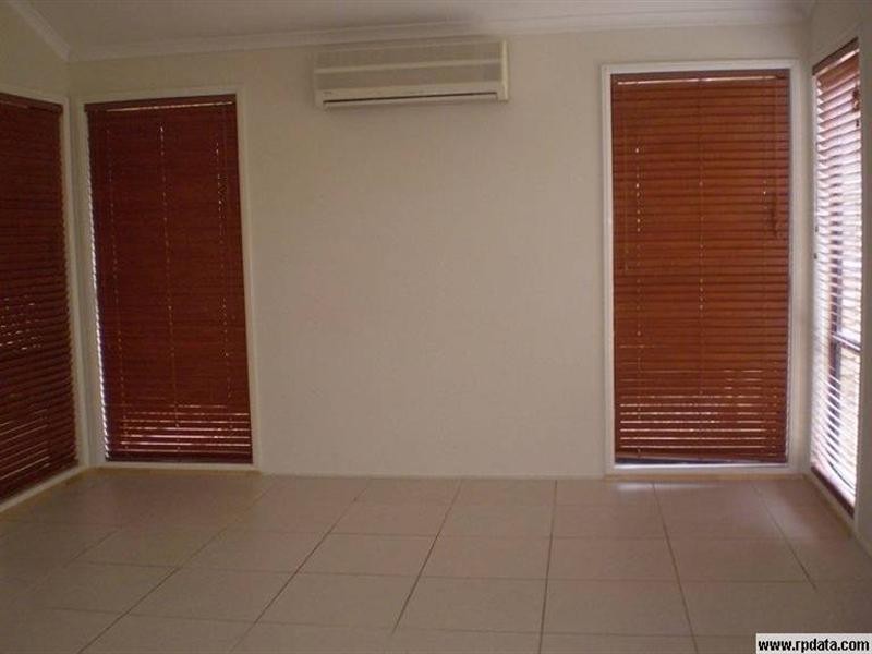 2 Valentino Close, Parkwood QLD 4214