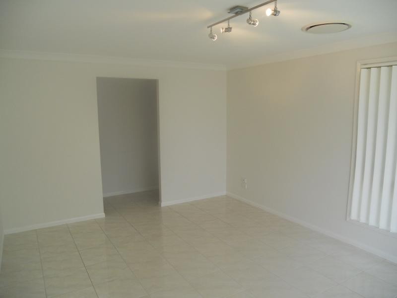 22 Silkwood Way, Molendinar QLD 4214