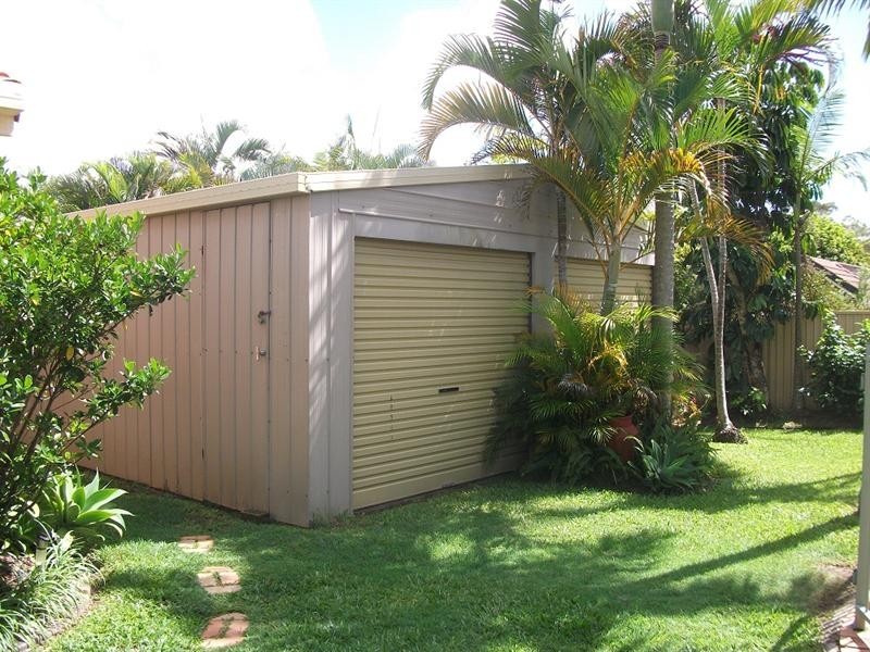 8 Kel Nagle, Parkwood QLD 4214