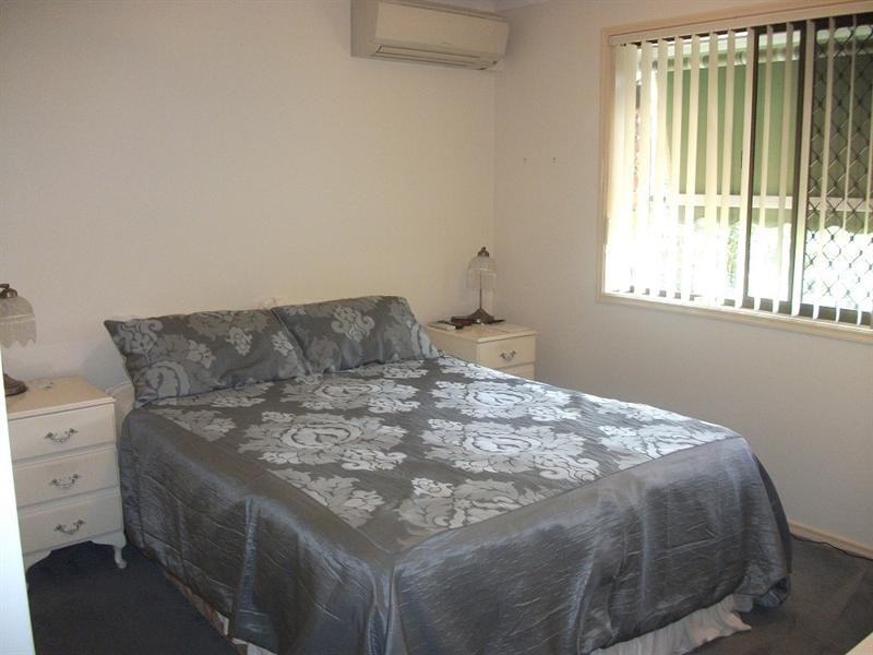 8 Kel Nagle, Parkwood QLD 4214