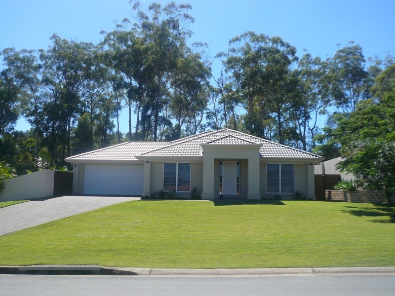 97 Arun Drive, Arundel QLD 4214