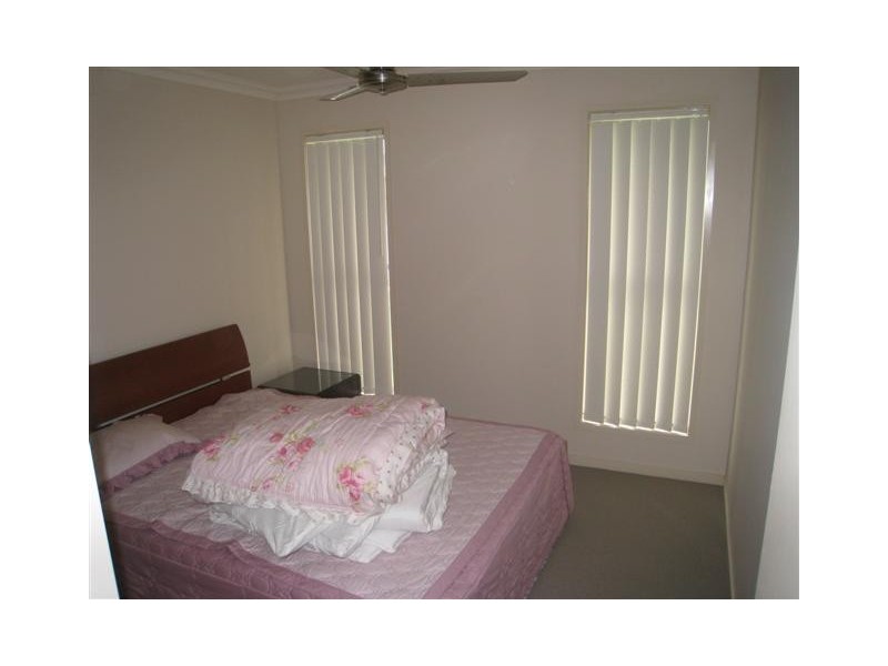 3 Bowley Street, Pacific Pines QLD 4211