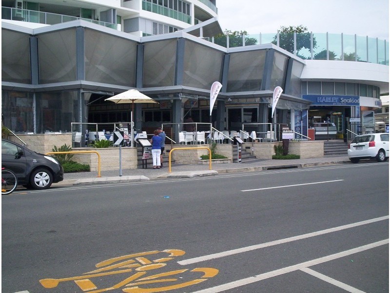 5 Hunter Avenue, Labrador QLD 4215