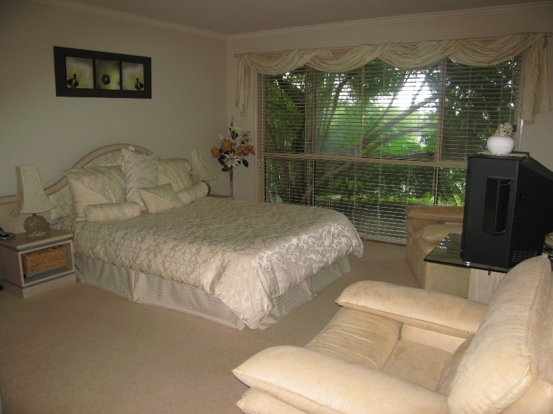 11 Brittany Drive, Oxenford QLD 4210