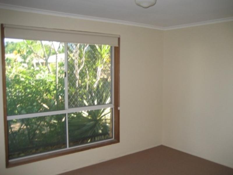 42 Marble Drive, Carrara QLD 4211