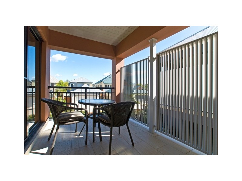 2149/1 The Vistas Drive, Carrara QLD 4211