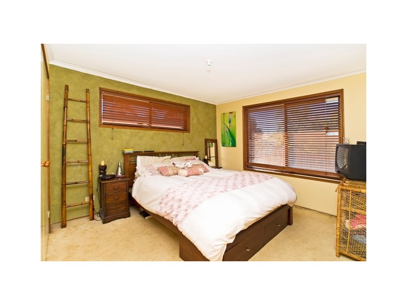 5 Cambridge Court, Carrara QLD 4211