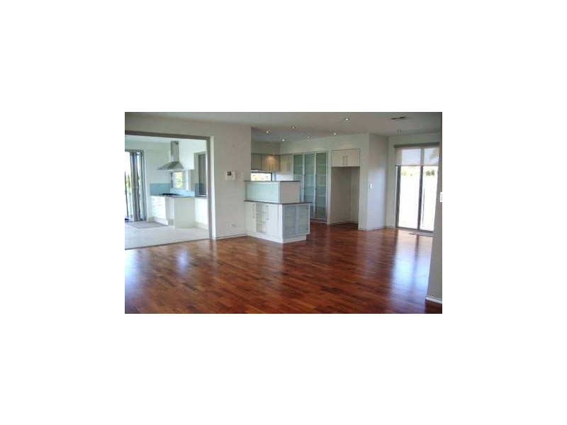 145 Palm Meadows Drive, Carrara QLD 4211