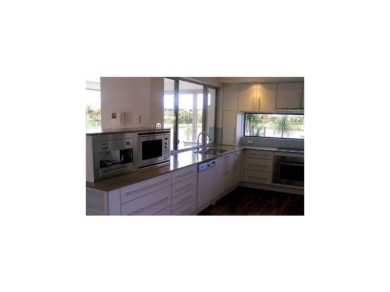 145 Palm Meadows Drive, Carrara QLD 4211