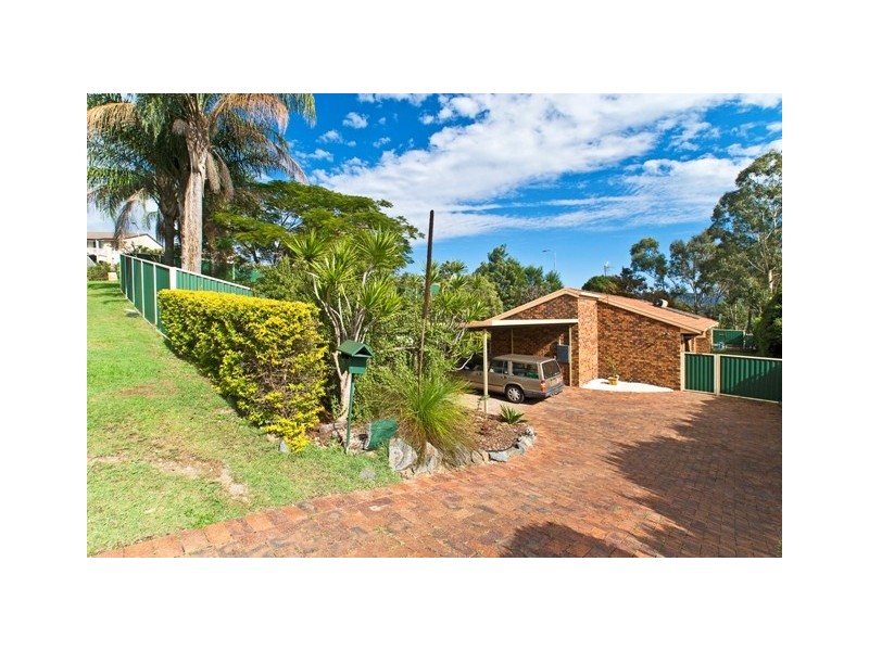 2 Lytham Court, Highland Park QLD 4211