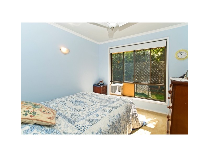 2 Lytham Court, Highland Park QLD 4211