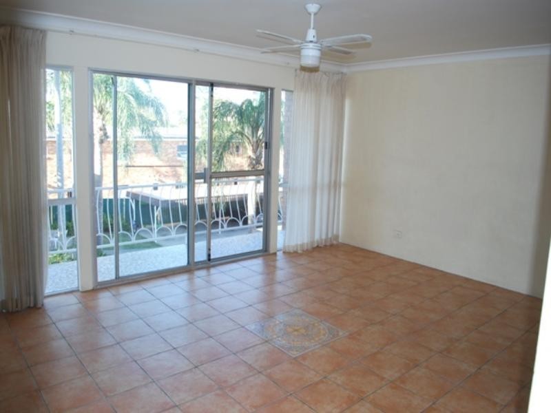 9/54 Frank Street, Labrador QLD 4215