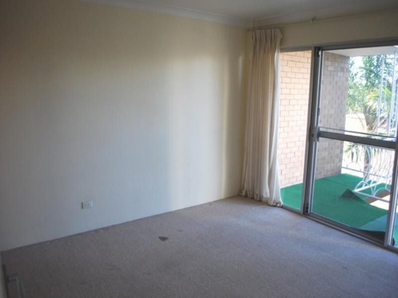 9/54 Frank Street, Labrador QLD 4215