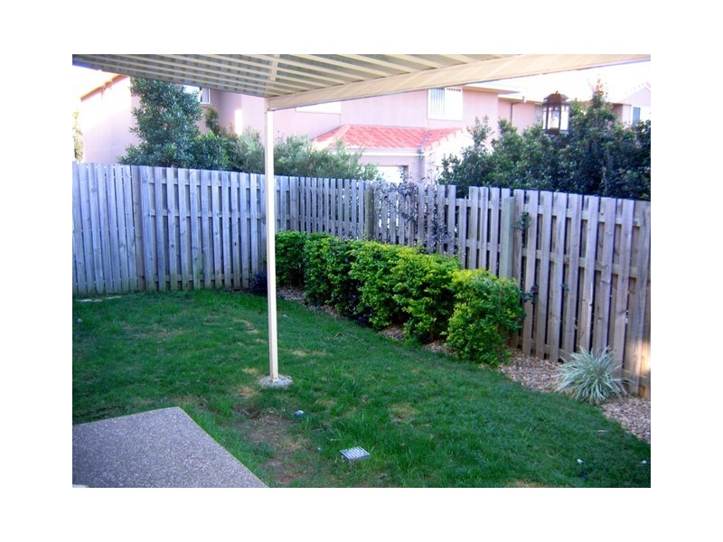 1 Coelia Court, Carrara QLD 4211