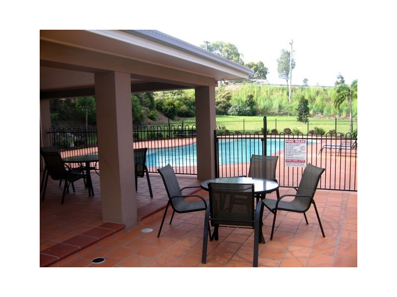 1 Coelia Court, Carrara QLD 4211