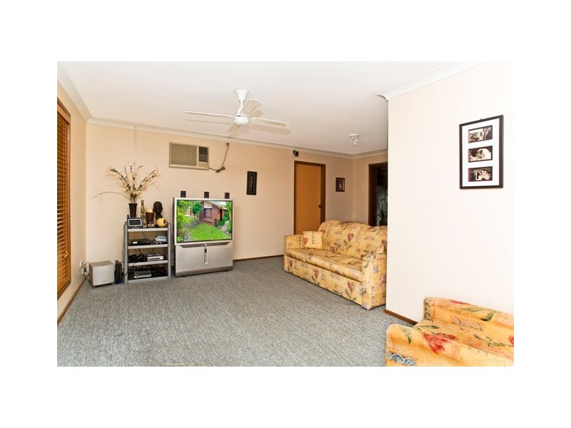 123 Explorers Way, Highland Park QLD 4211