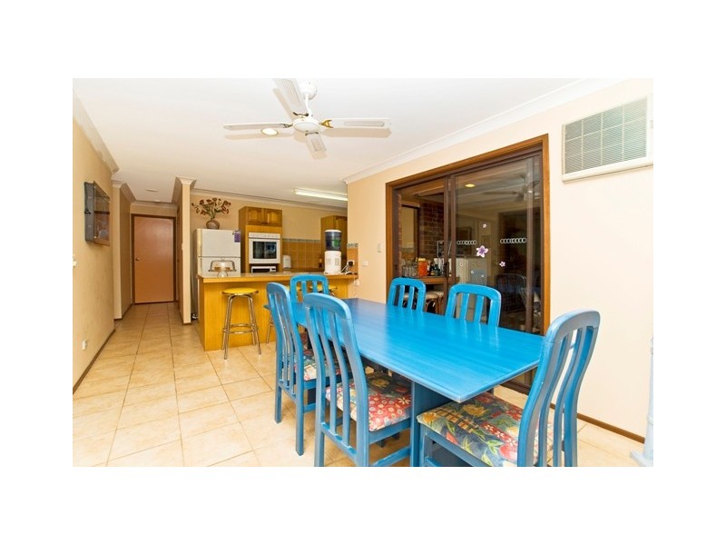 123 Explorers Way, Highland Park QLD 4211