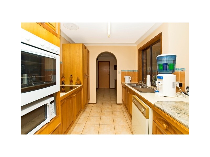 123 Explorers Way, Highland Park QLD 4211