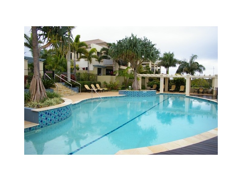 1054/1 The Cove Crescent, Carrara QLD 4211