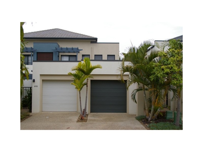 1054/1 The Cove Crescent, Carrara QLD 4211