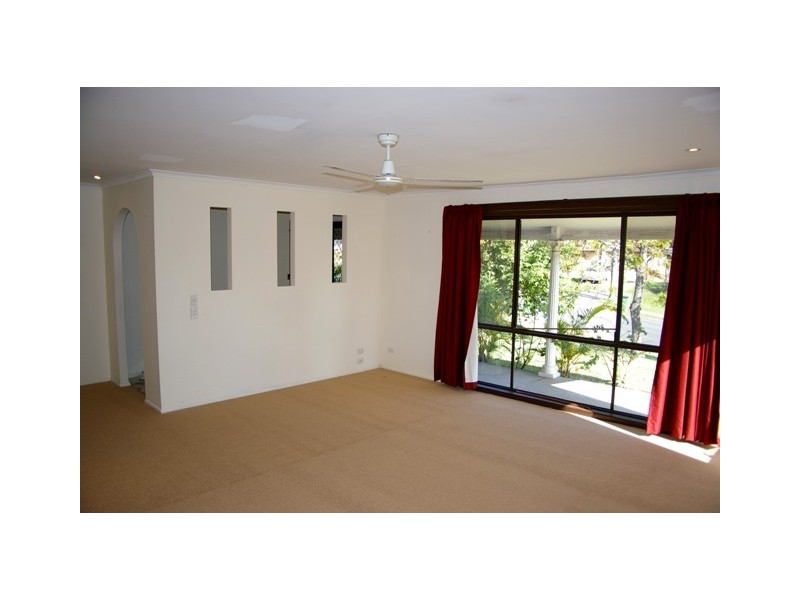 7 Mayjohn Avenue, Carrara QLD 4211