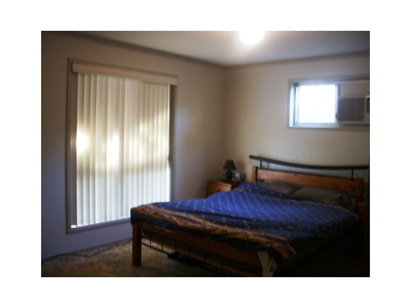 15 Pappas Way, Carrara QLD 4211