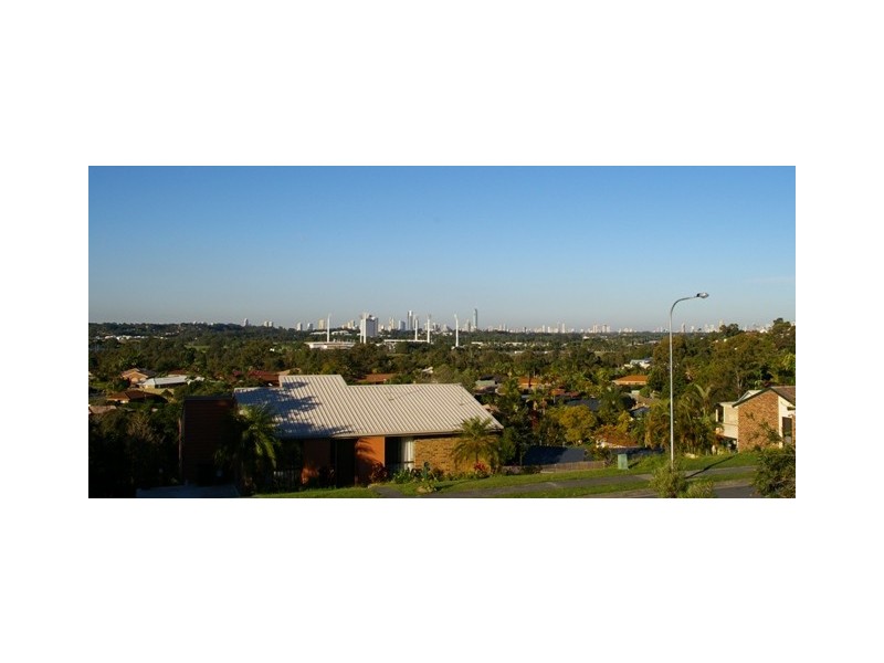 2 Solomon Court, Carrara QLD 4211