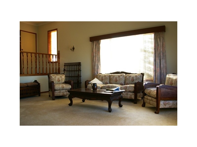 2 Solomon Court, Carrara QLD 4211