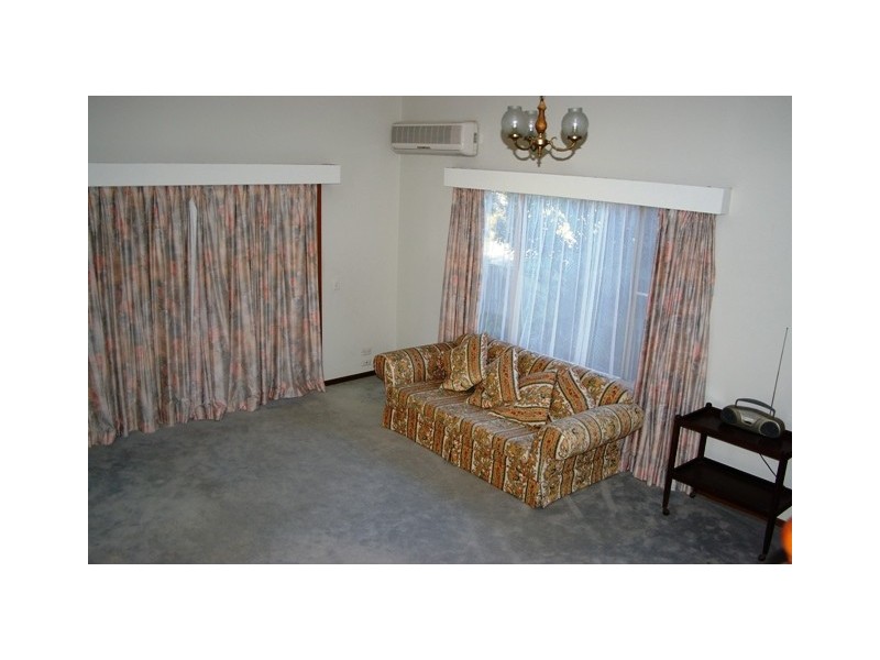 2 Solomon Court, Carrara QLD 4211