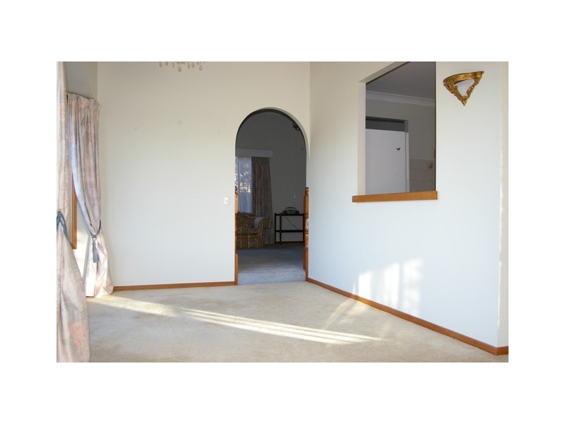 2 Solomon Court, Carrara QLD 4211