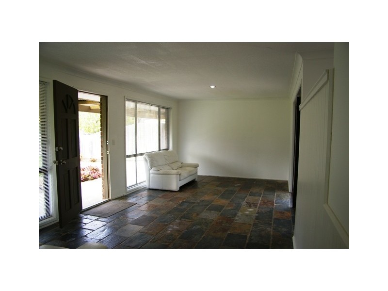 14 Levestam Court, Carrara QLD 4211