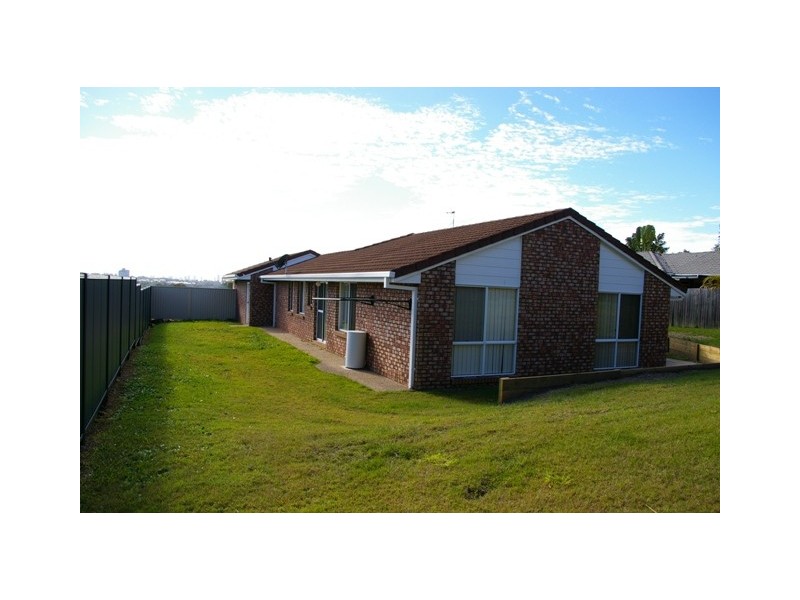 20 Murev Way, Carrara QLD 4211