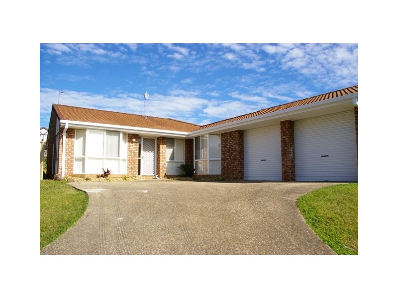 20 Murev Way, Carrara QLD 4211