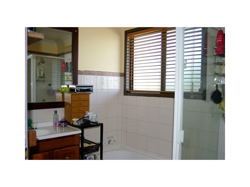 12 Jerrawa Street, Nerang QLD 4211