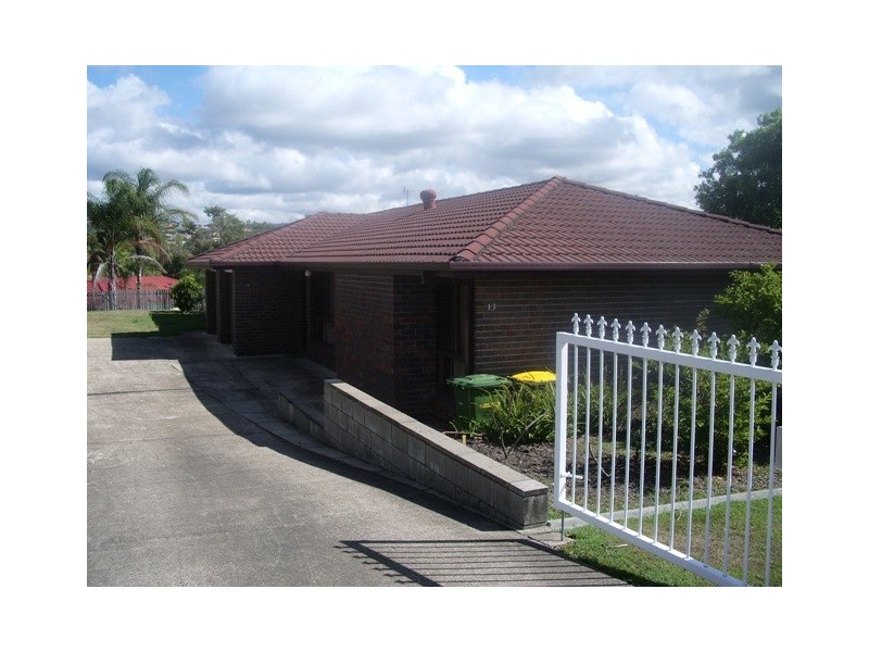 1/13 Gumbeel, Highland Park QLD 4211