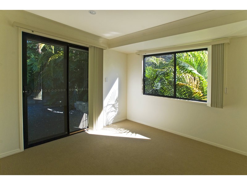 24/2 Ridgeline Way, Highland Park QLD 4211