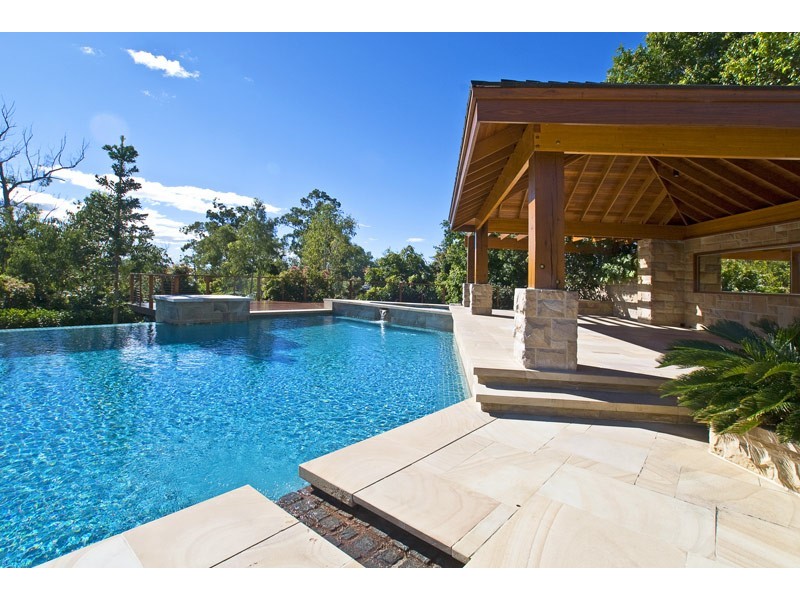 24/2 Ridgeline Way, Highland Park QLD 4211