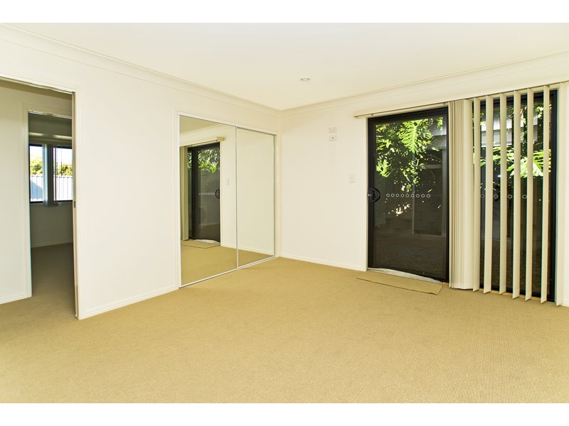 23/2 Ridgeline Way, Highland Park QLD 4211