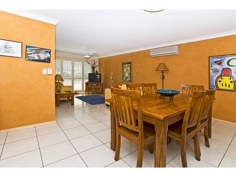 9 Elsemore Court, Carrara QLD 4211