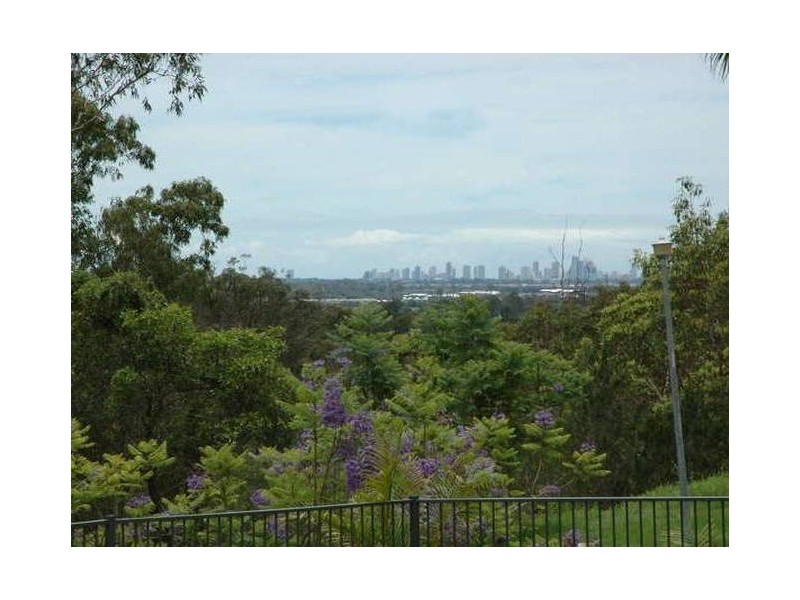 39 Strawberry Road, Mudgeeraba QLD 4213