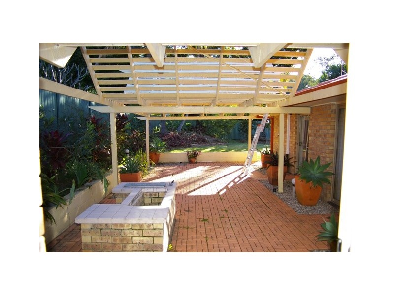 5 Bradstone Road, Carrara QLD 4211