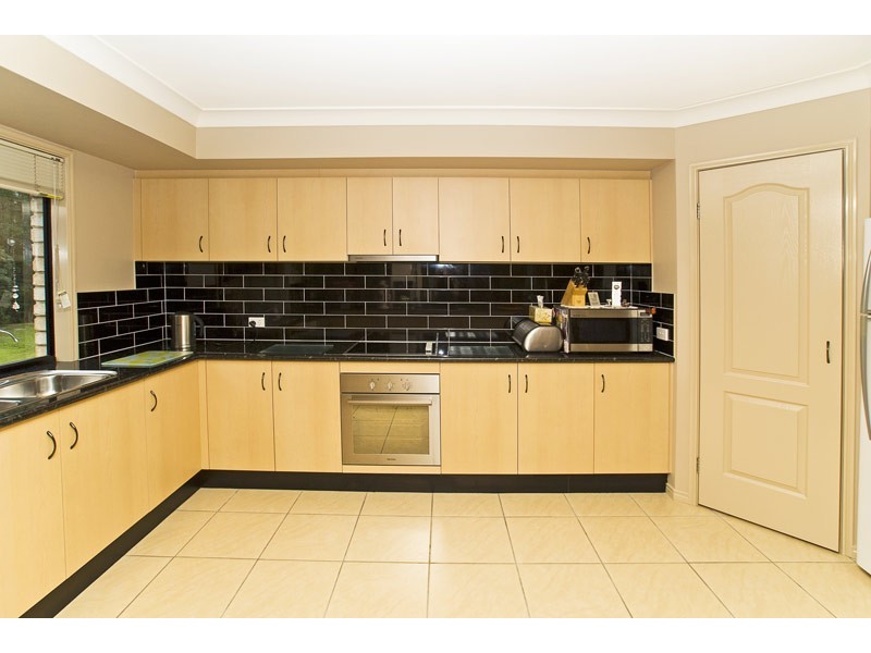 10 Blue Gum Court, Gilston QLD 4211