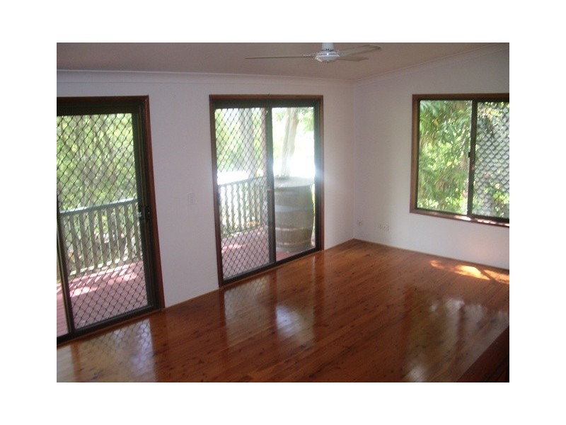 9 Opal Court, Carrara QLD 4211