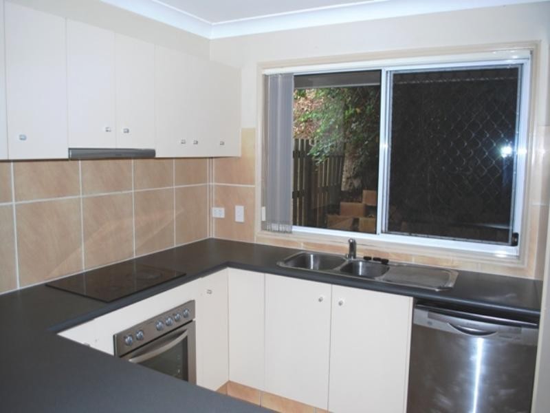 Carrara QLD 4211