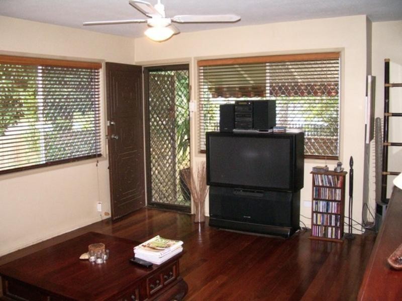 15 Wynflo Street, Labrador QLD 4215