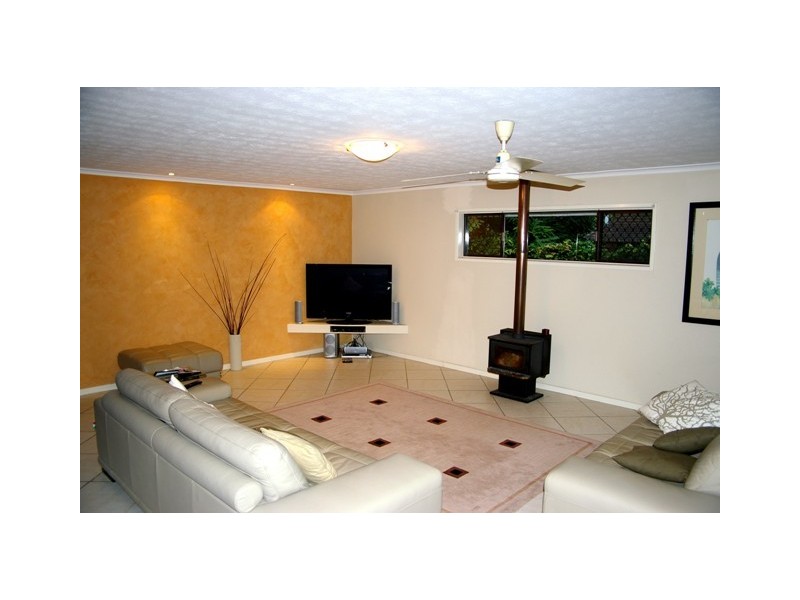 151 Alison Road, Carrara QLD 4211