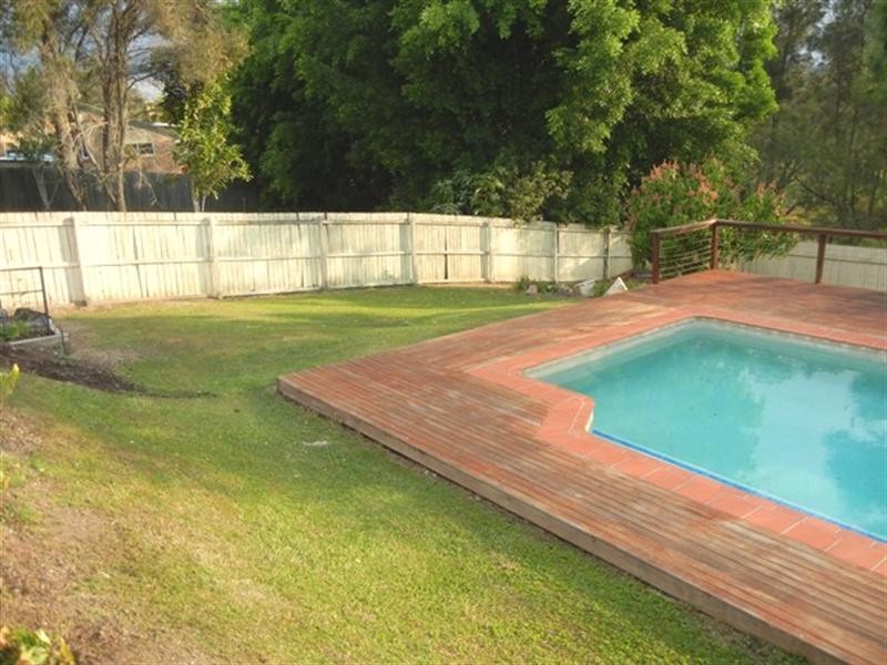 Carrara QLD 4211