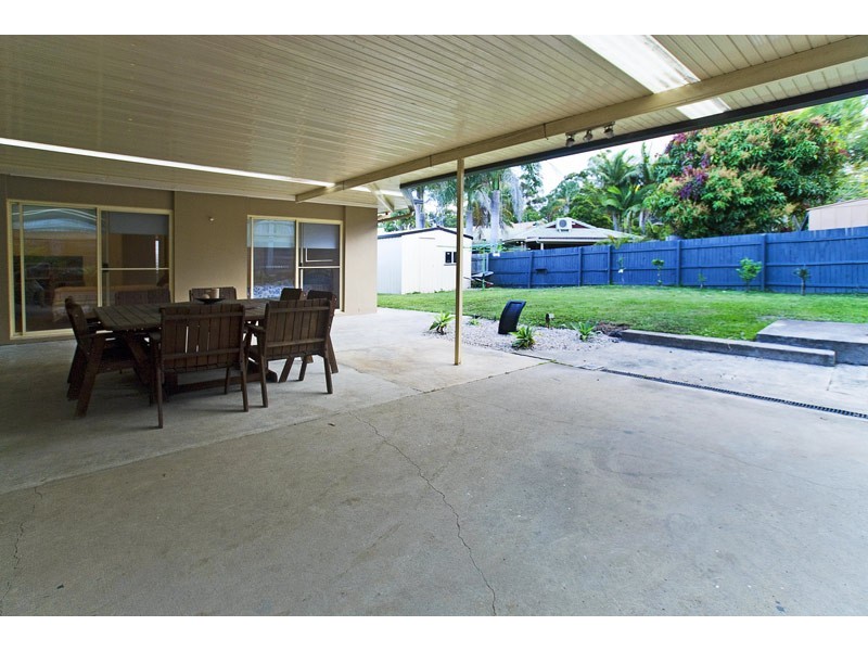 25 Bradstone Road, Carrara QLD 4211