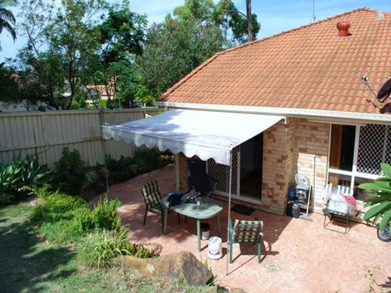 10/2 Penda Court, Merrimac QLD 4226